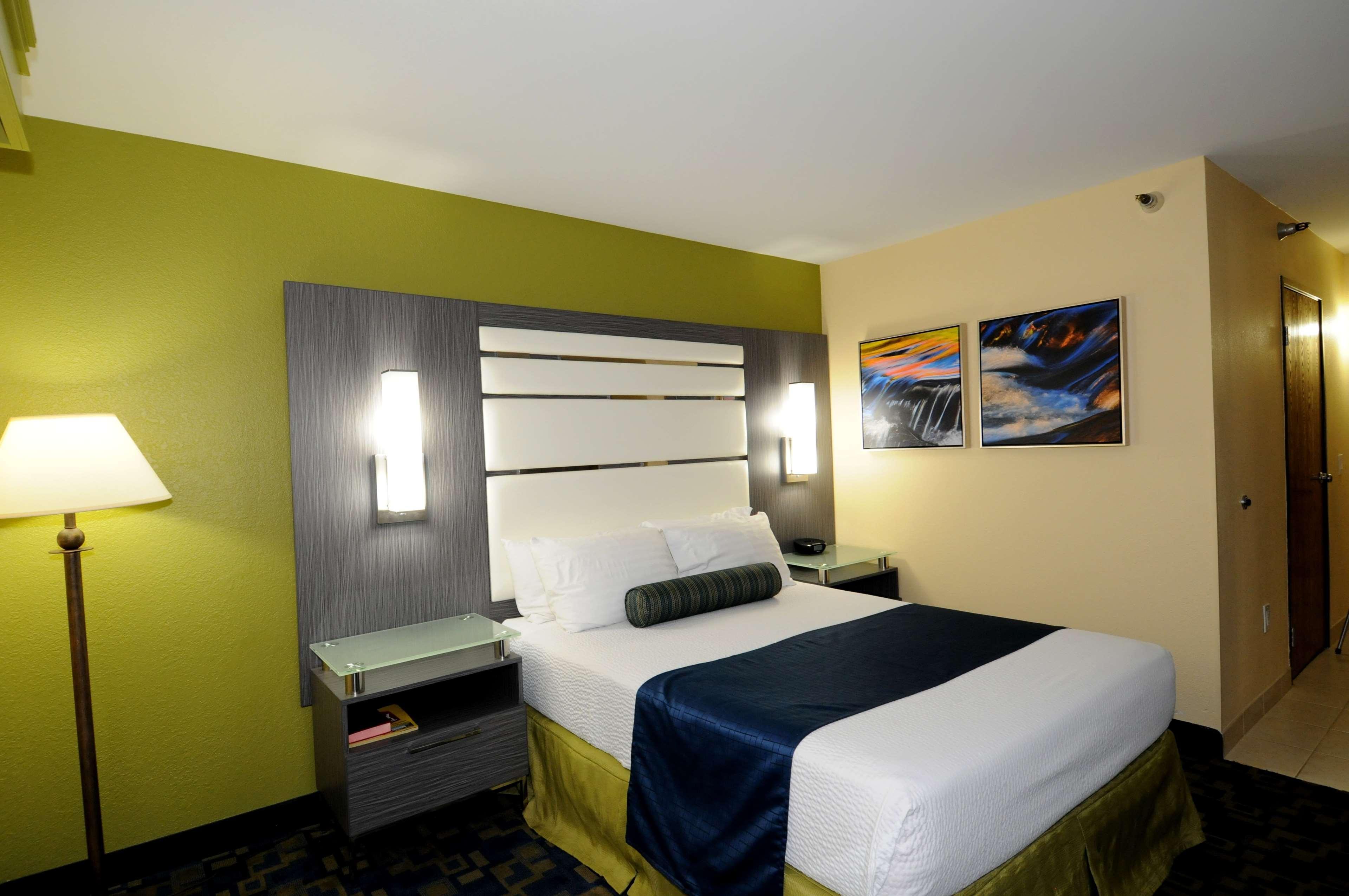 Best Western Antelope Inn & Suites Red Bluff Ngoại thất bức ảnh