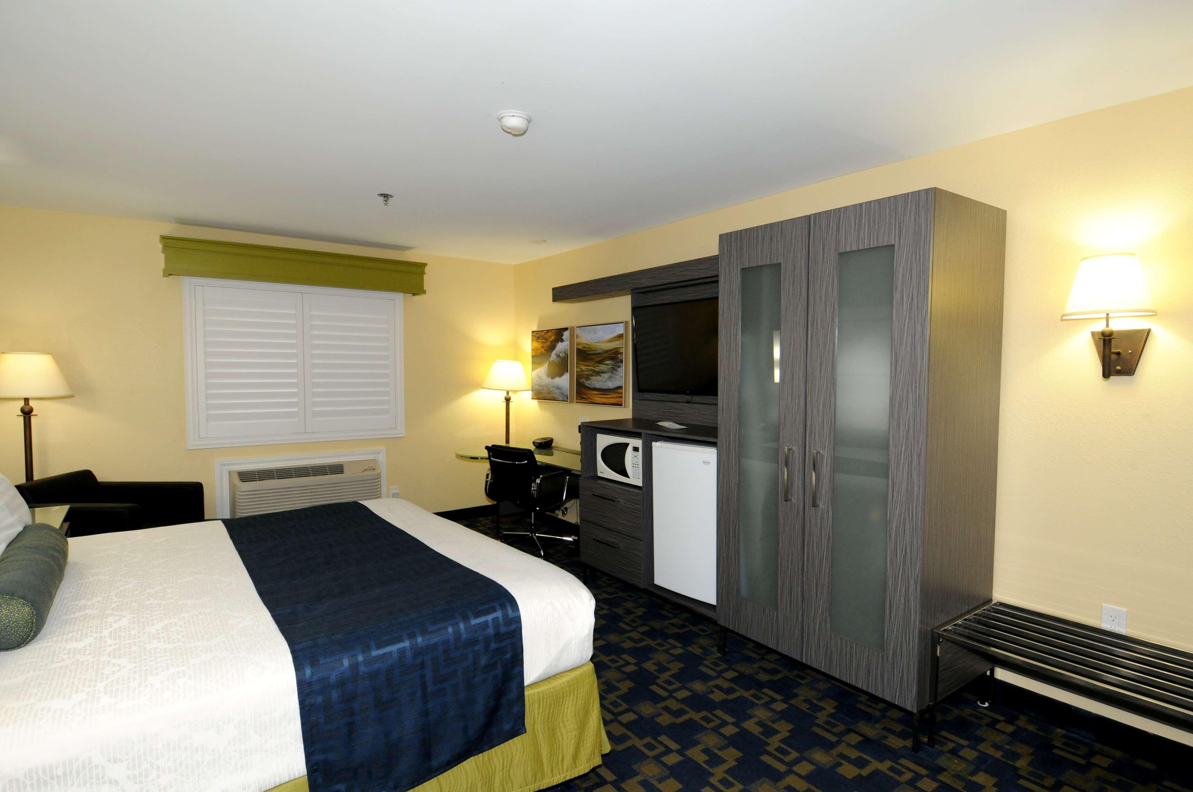 Best Western Antelope Inn & Suites Red Bluff Ngoại thất bức ảnh