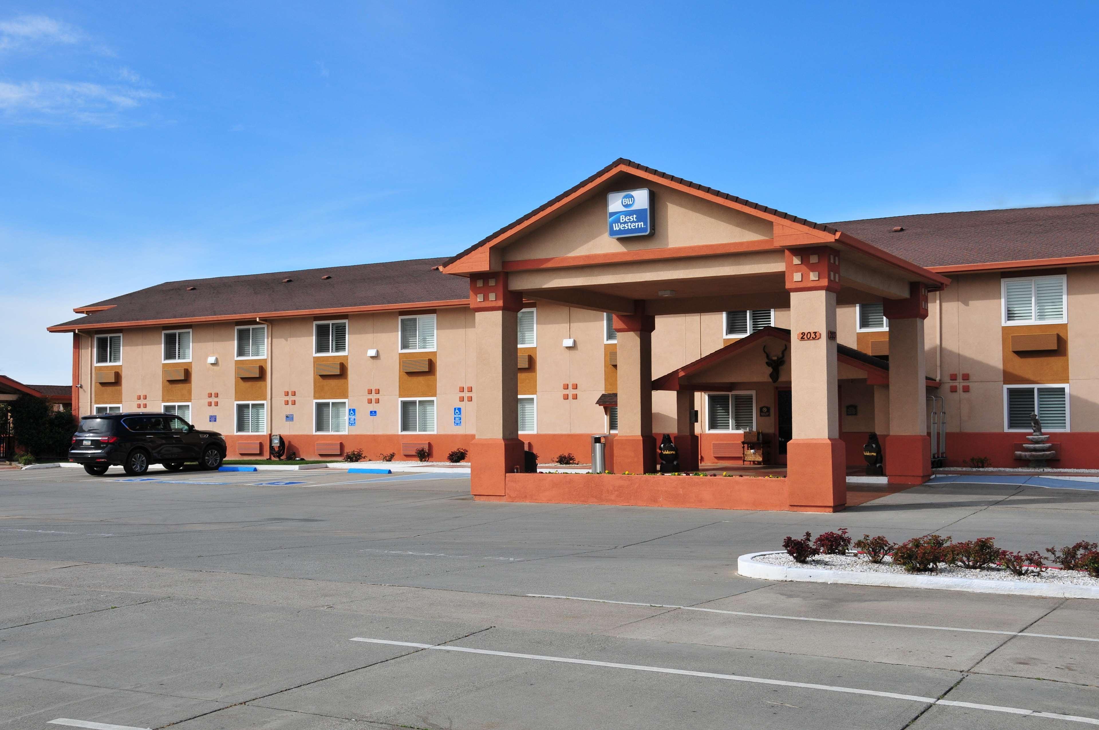 Best Western Antelope Inn & Suites Red Bluff Ngoại thất bức ảnh