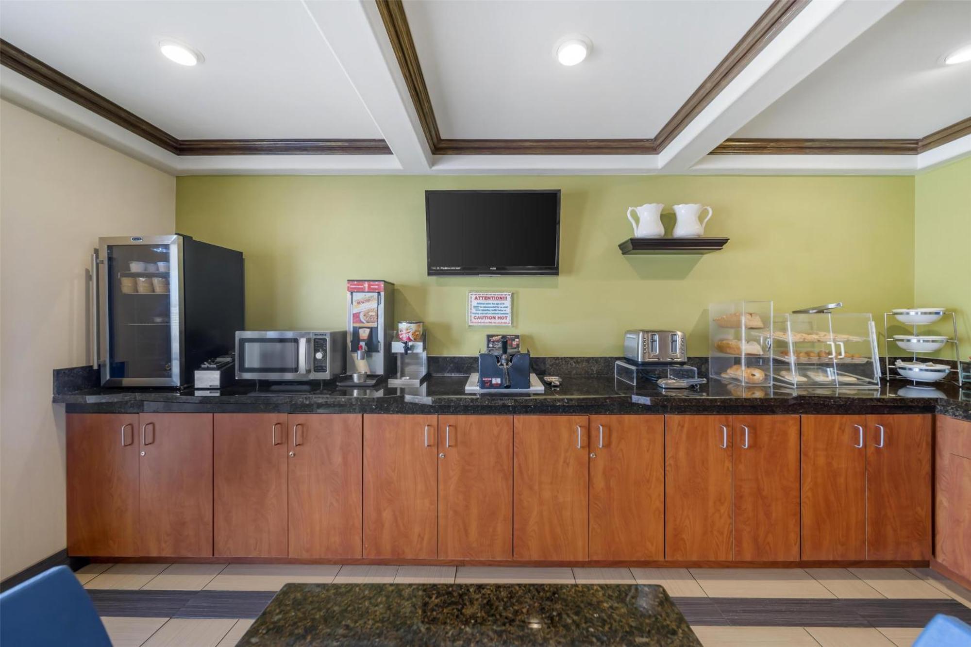 Best Western Antelope Inn & Suites Red Bluff Ngoại thất bức ảnh